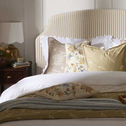 Pair of Alice Oxford Pillowcases - 200 Thread Count - White - DUSK