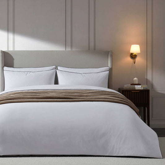 Pair of Cambridge Pillowcases - 200 Thread Count - Cotton - White/Black - DUSK