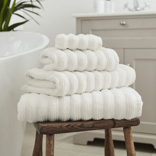 Creative Towel Displays to Elevate Your Bathroom - DUSK