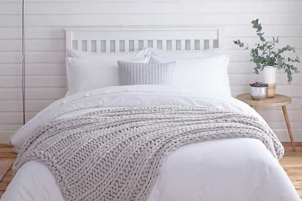 How to Buy Comfortable and Luxury Bedding for Your Bedroom - DUSK
