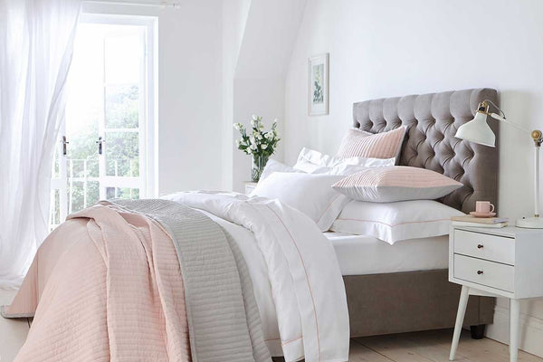 How To Choose The Perfect Colour For Your Bedroom - DUSK
