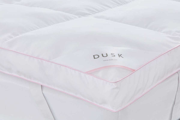 The Difference Between a Mattress Topper and Protector - DUSK