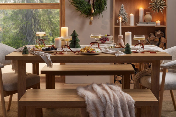 Your Guide to Christmas Hosting - DUSK