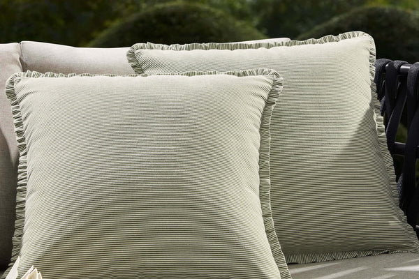 Garden Accessories - DUSK