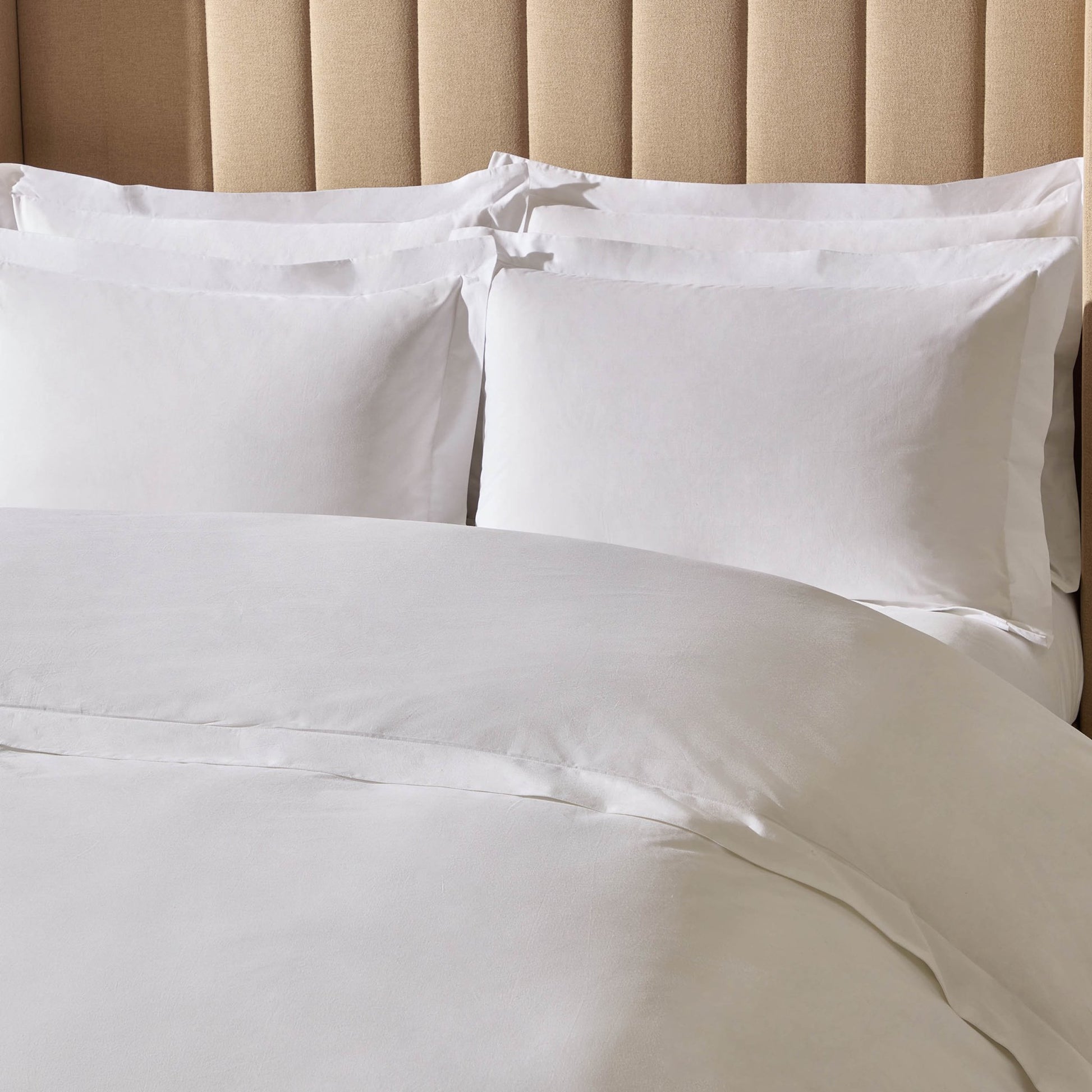 100% Egyptian Cotton 600 Thread Count Duvet Cover - White - DUSK