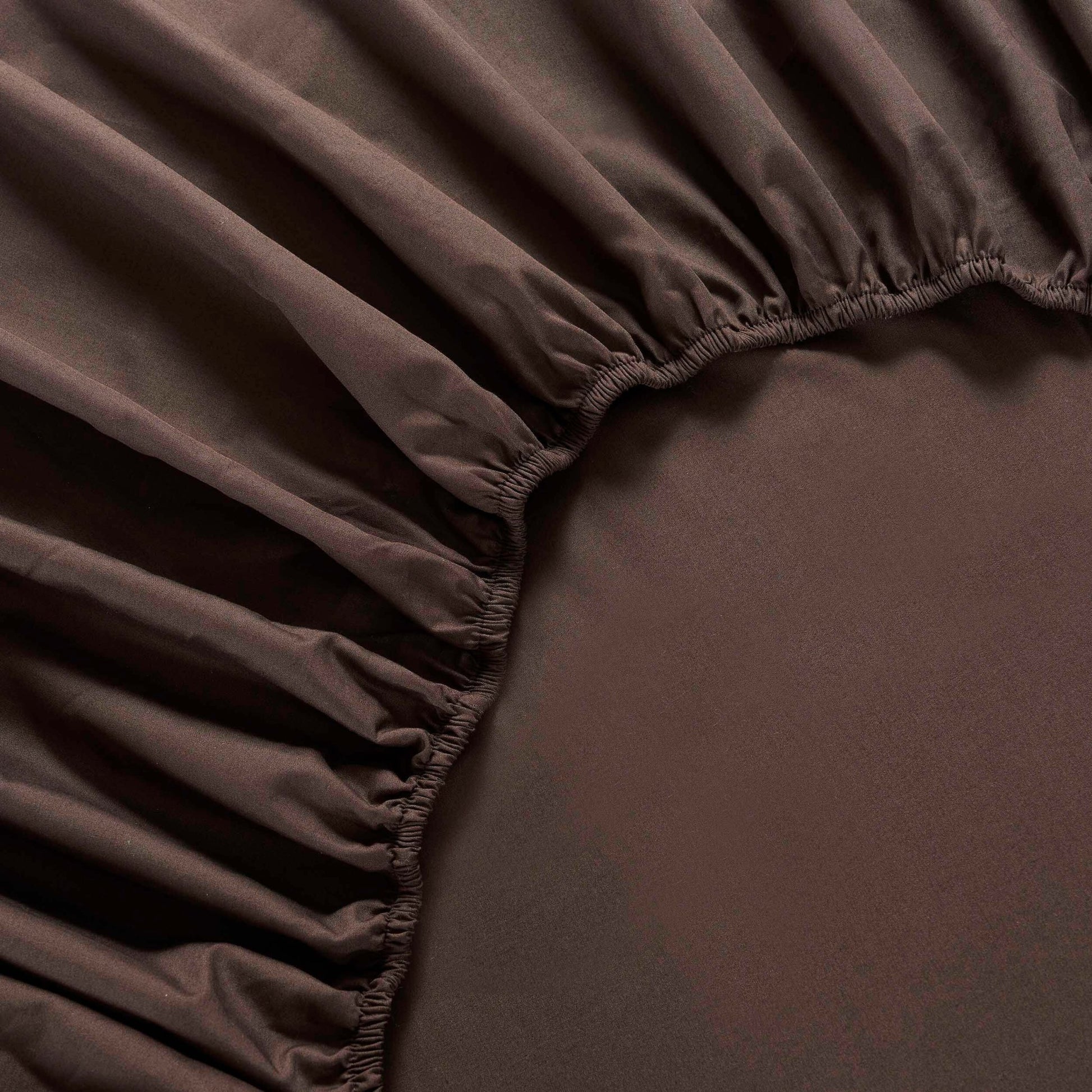 200 Thread Count Plain - Dye Fitted Sheet - Chocolate - DUSK