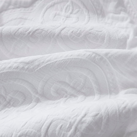 Cannes Matelassé 300 Thread Count Set of 4 Napkins - White