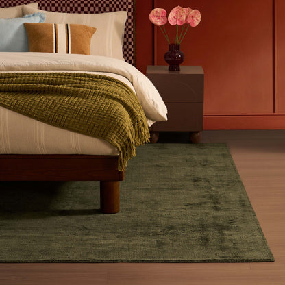 Kayla Plain Viscose Loop Rug - Forest Green