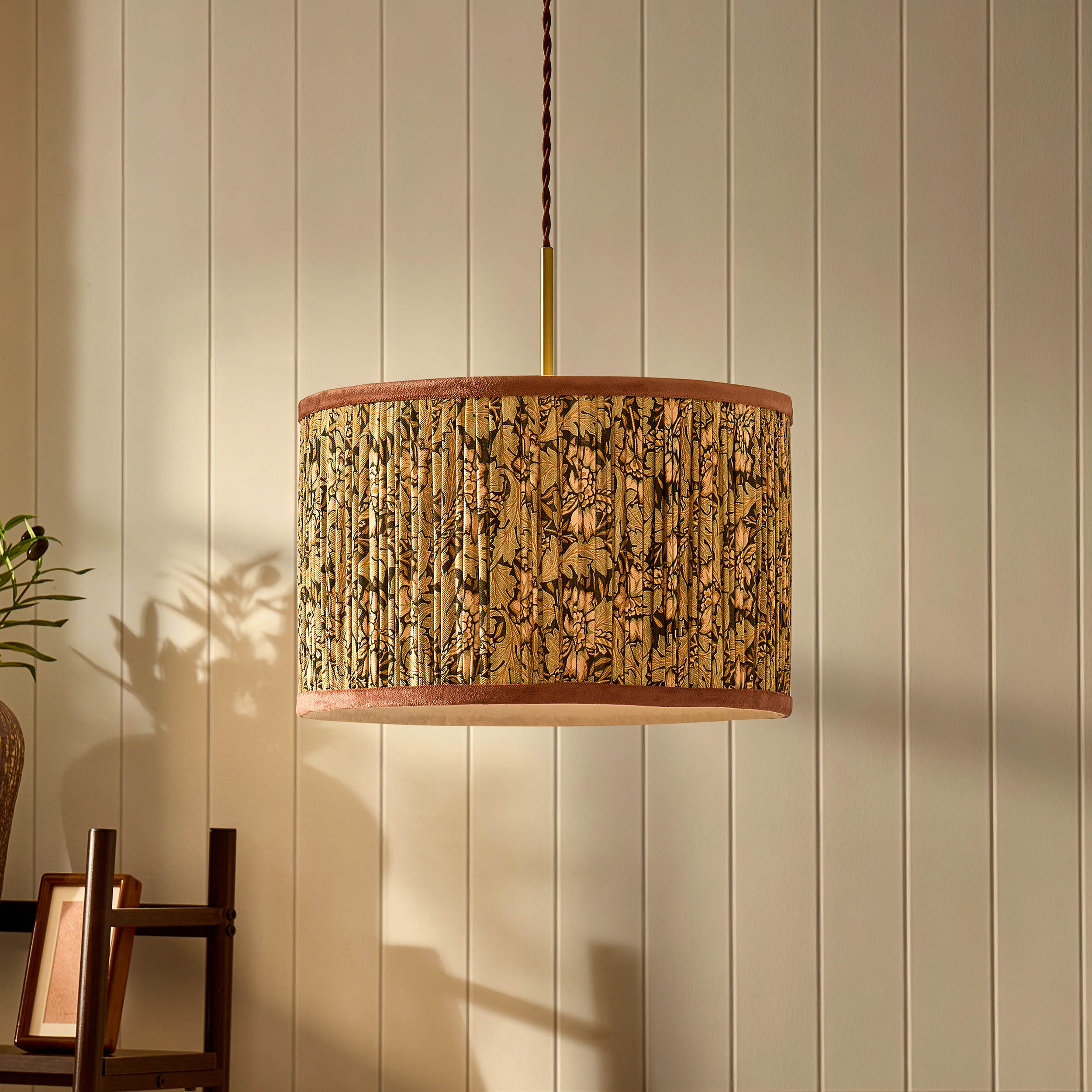 William Pleated Traditional Pattern Ceiling Shade - Green