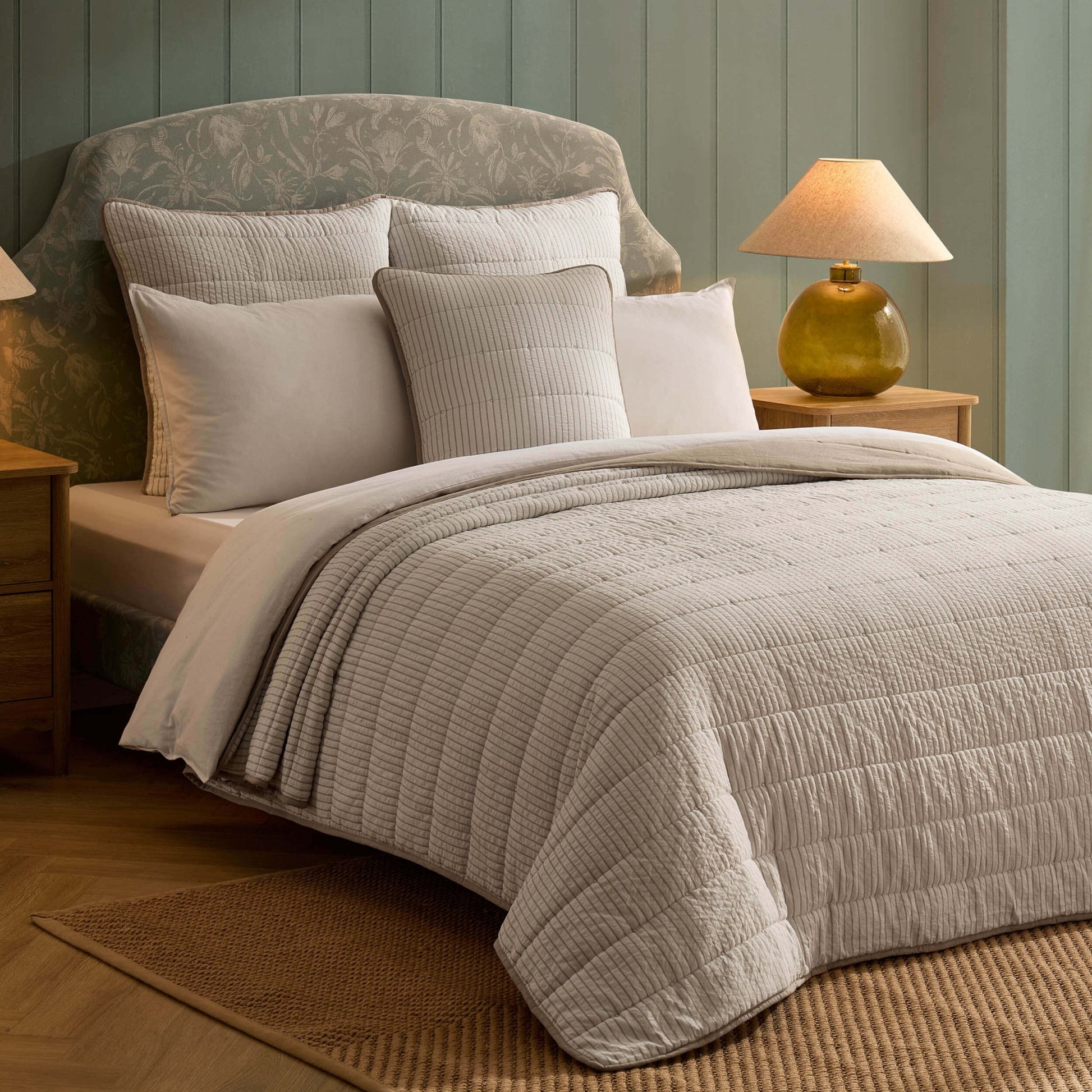 Albi Stripe Seersucker Bedspread - Natural/White - DUSK