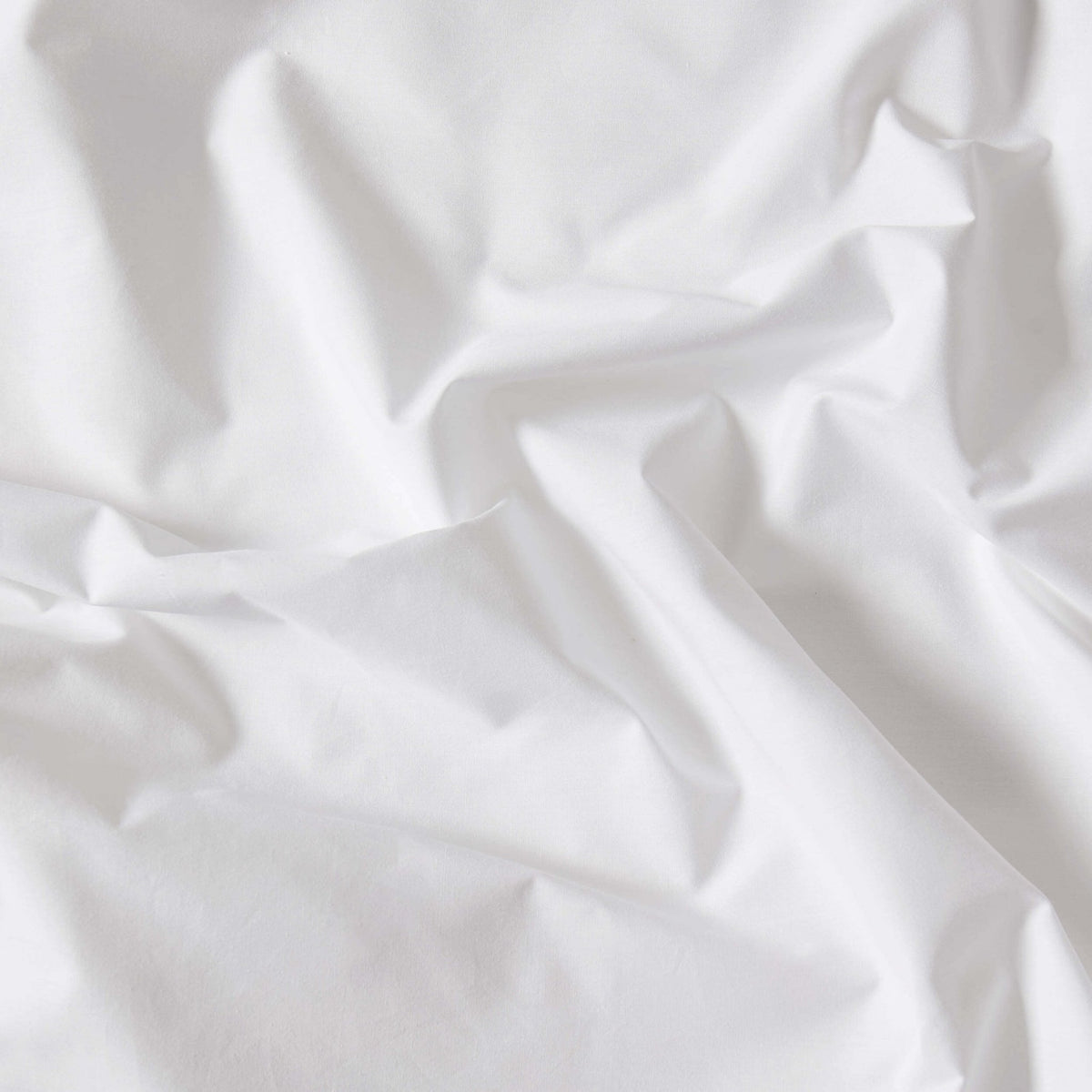 Anti - Allergy 200 Thread Count Fitted Sheet - White - DUSK