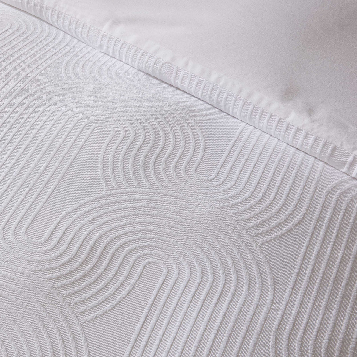 Archie Geo Woven Jaquard 200 Thread Count Duvet Cover & Pillowcase Set - White - DUSK