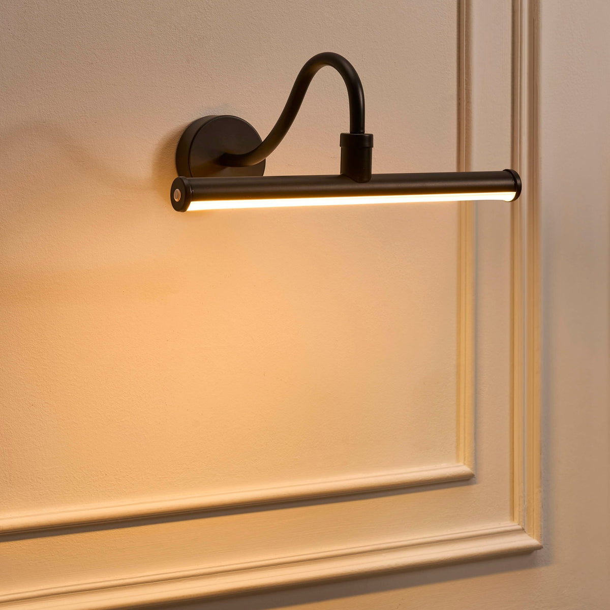 Bar LED Rechargeable Wall Light - Black - DUSK