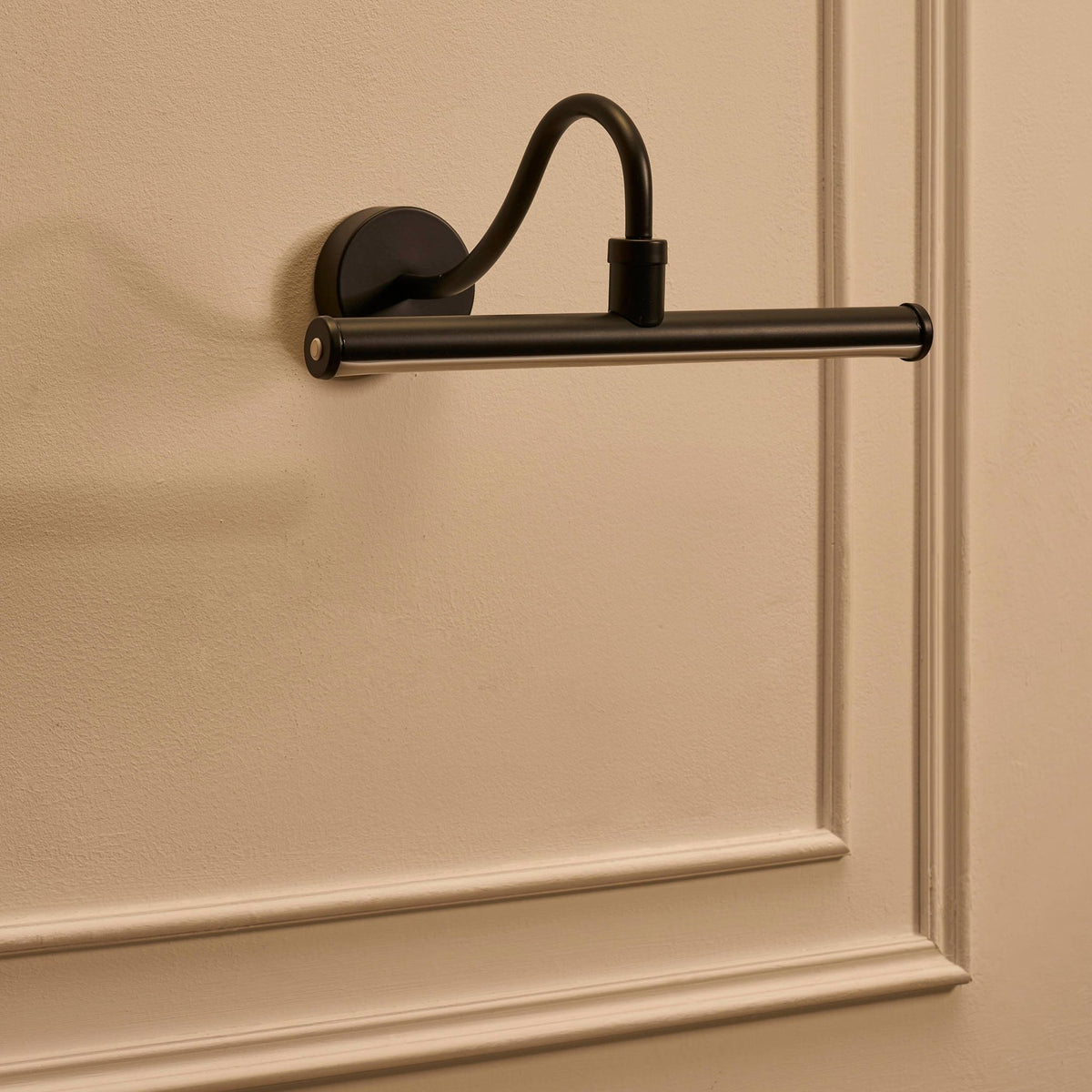 Bar LED Rechargeable Wall Light - Black - DUSK