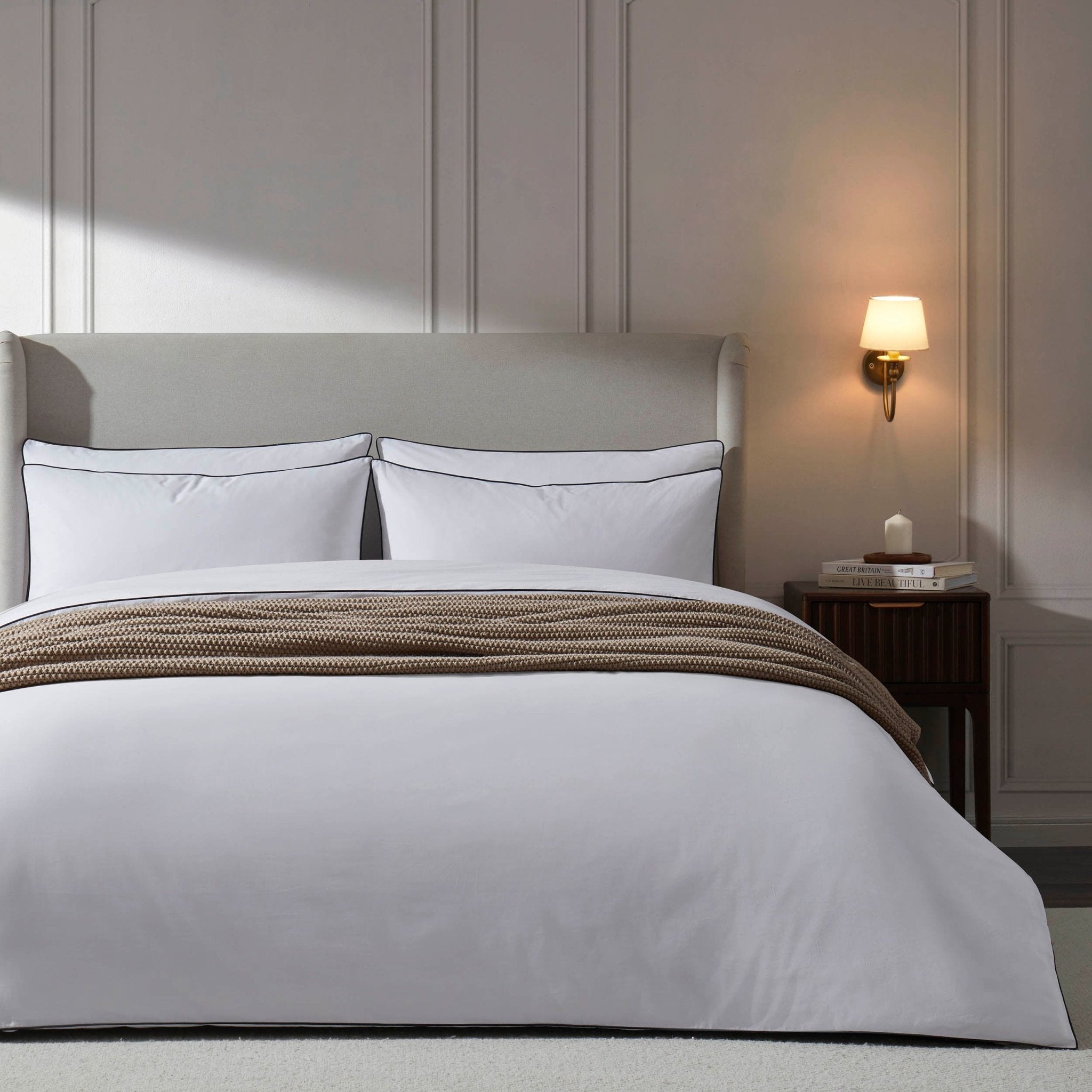 Cambridge 200 Thread Count Duvet Cover - Cotton - White/Black - DUSK