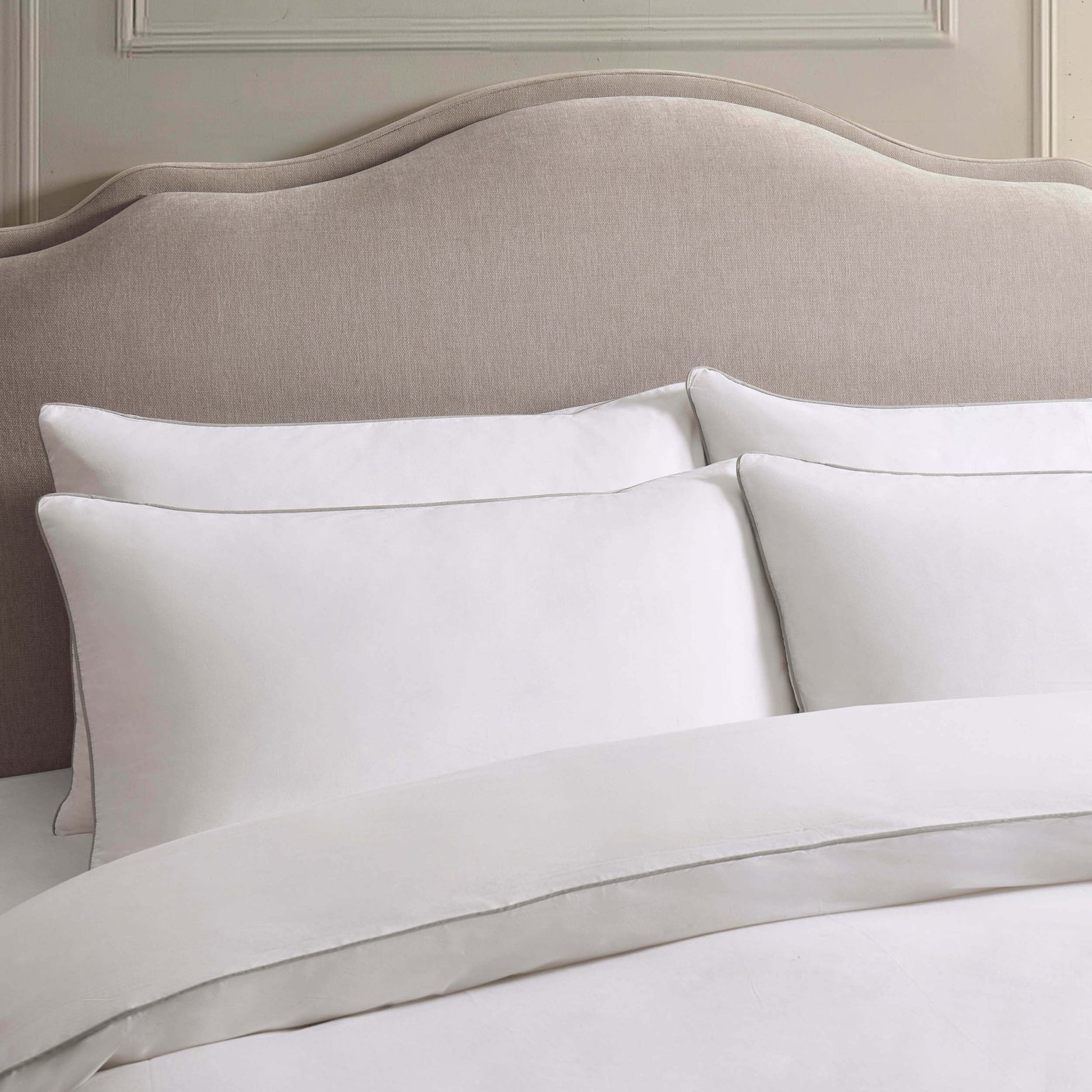 Cambridge 200 Thread Count Duvet Cover - Cotton - White/Grey - DUSK