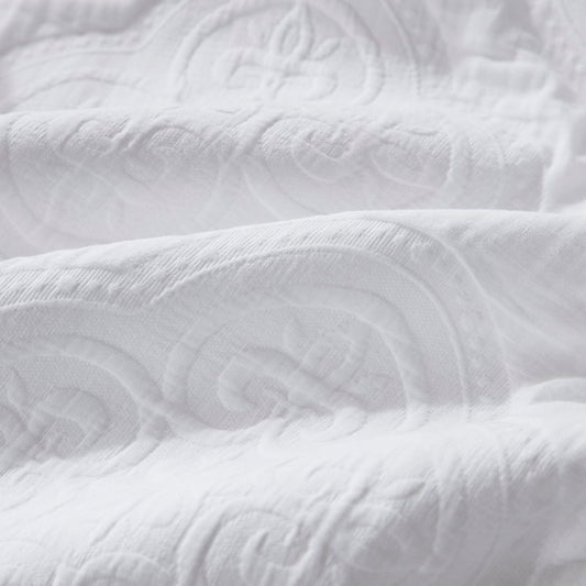 Cannes Matelassé 300 Thread Count Set of 4 Napkins - White - DUSK