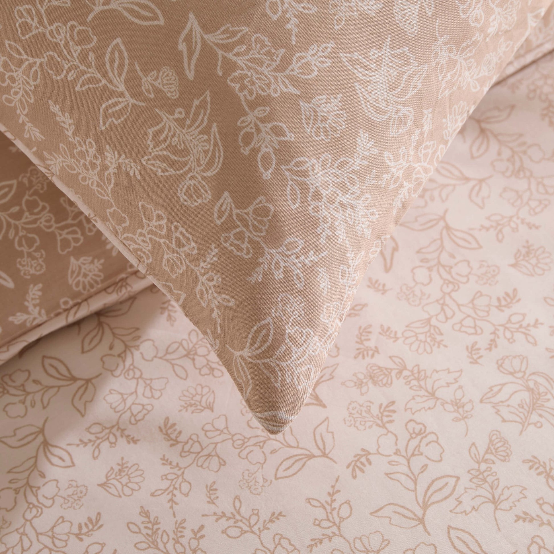 Corinne Duvet Cover & Pillowcase Set - Natural - DUSK
