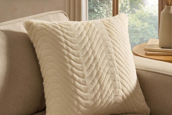 Curved Pattern Ribbed Faux Fur Sofa Cushion Cover - Cream - DUSK