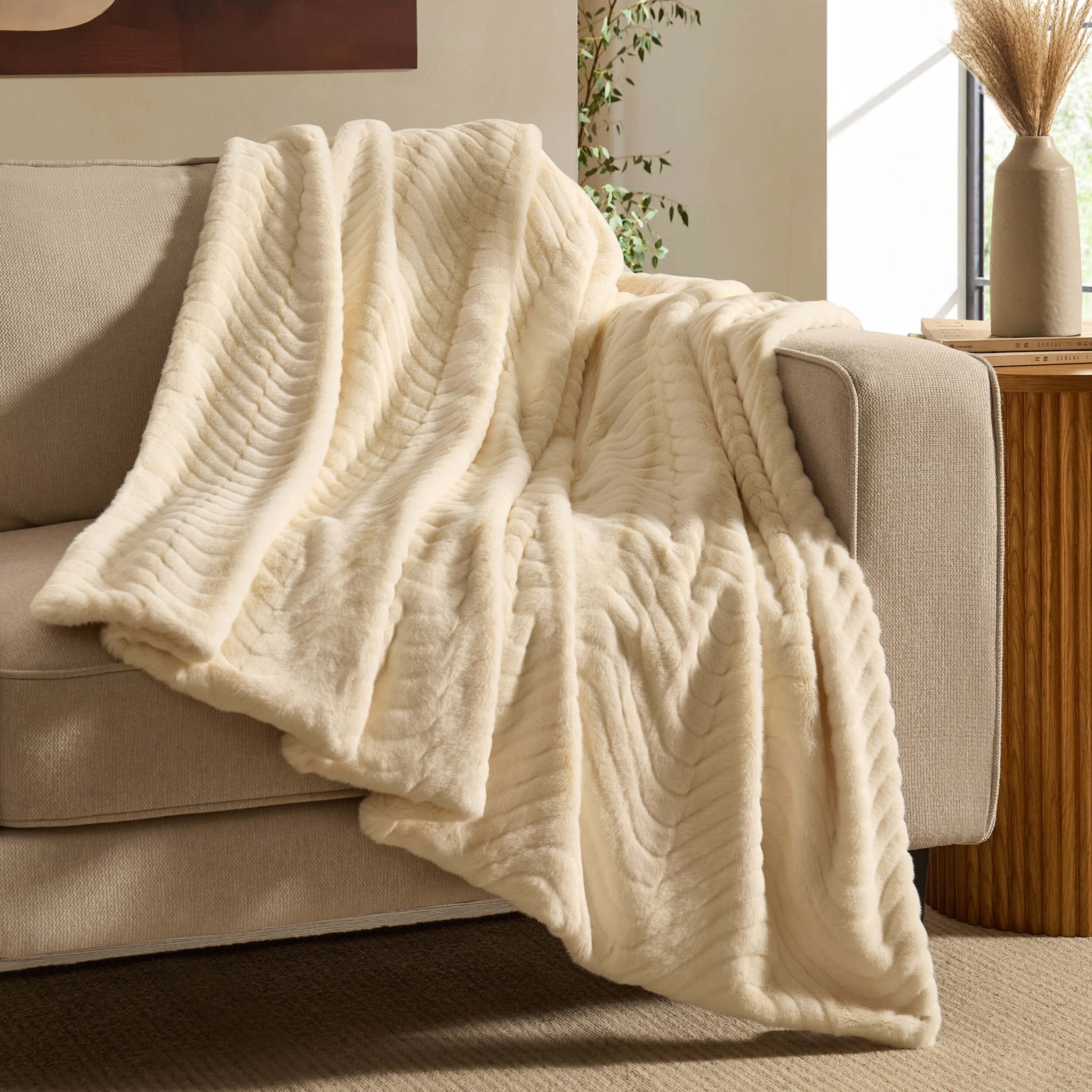 Curved Pattern Ribbed Faux Fur Sofa Throw - Cream - DUSK