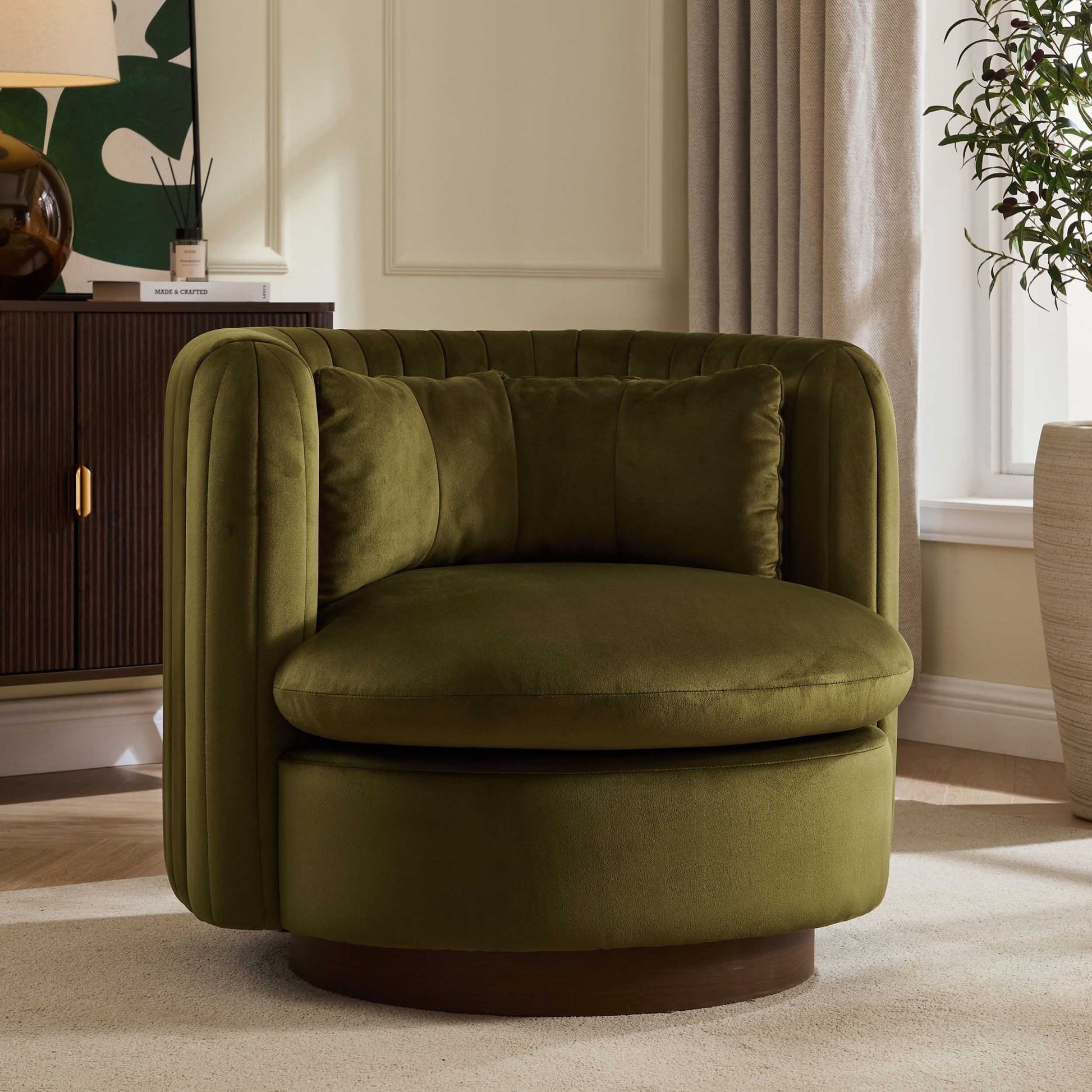 Daisy Round Accent Chair - Rich Green - DUSK
