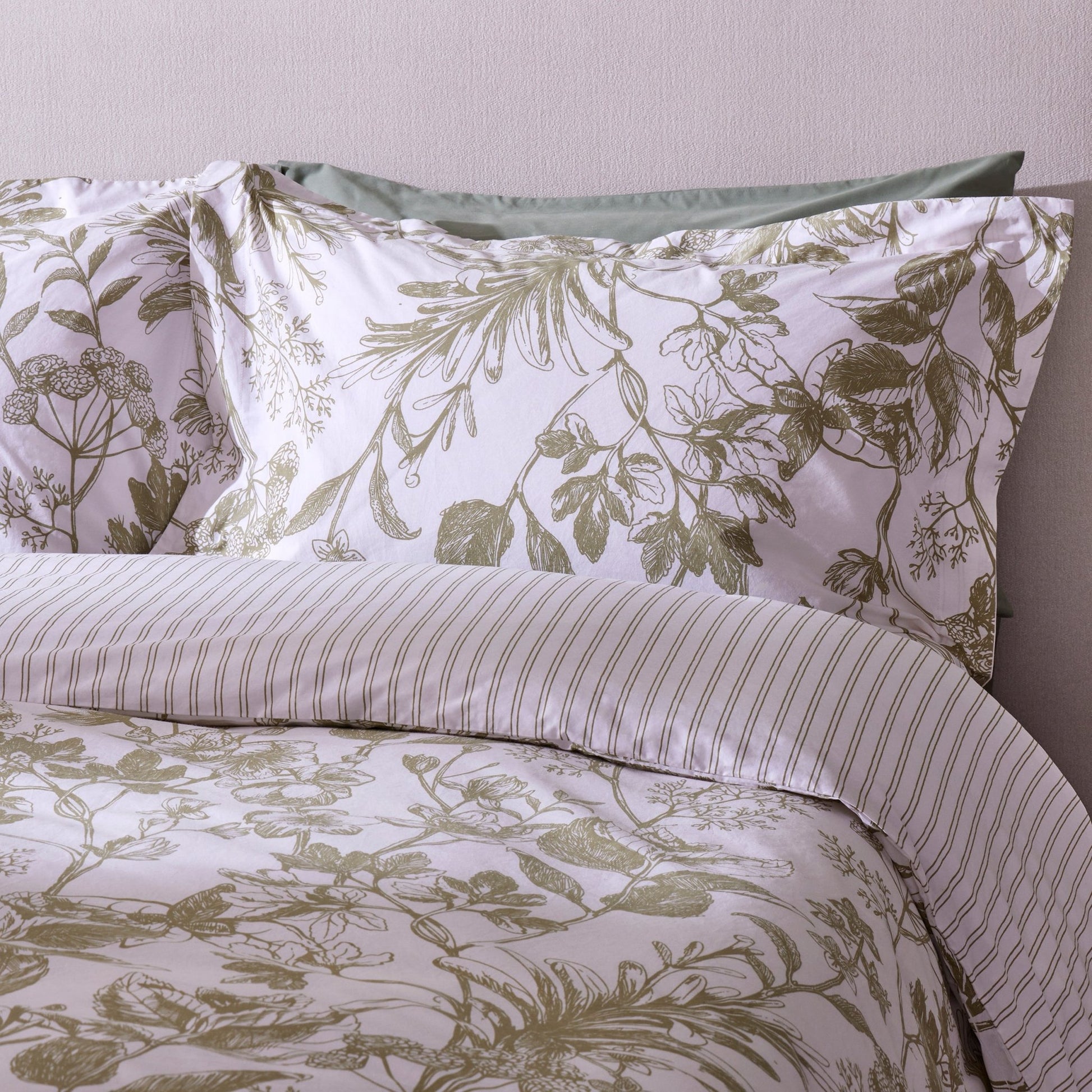 Daphne Botanical Print Reversible Duvet Cover Set - Olive Green - DUSK