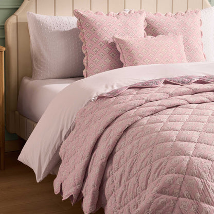 Esme 100% Cotton Printed Scallop Bedspread - Pink - DUSK