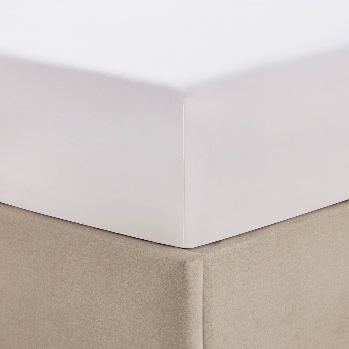 Everly 1200 Thread Count Fitted Sheet - White - DUSK