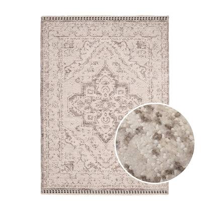 Ezra Traditional Tufted Edge Rug - Natural - DUSK
