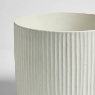 Flora Ribbed Clay Plant Pot - White – DUSK