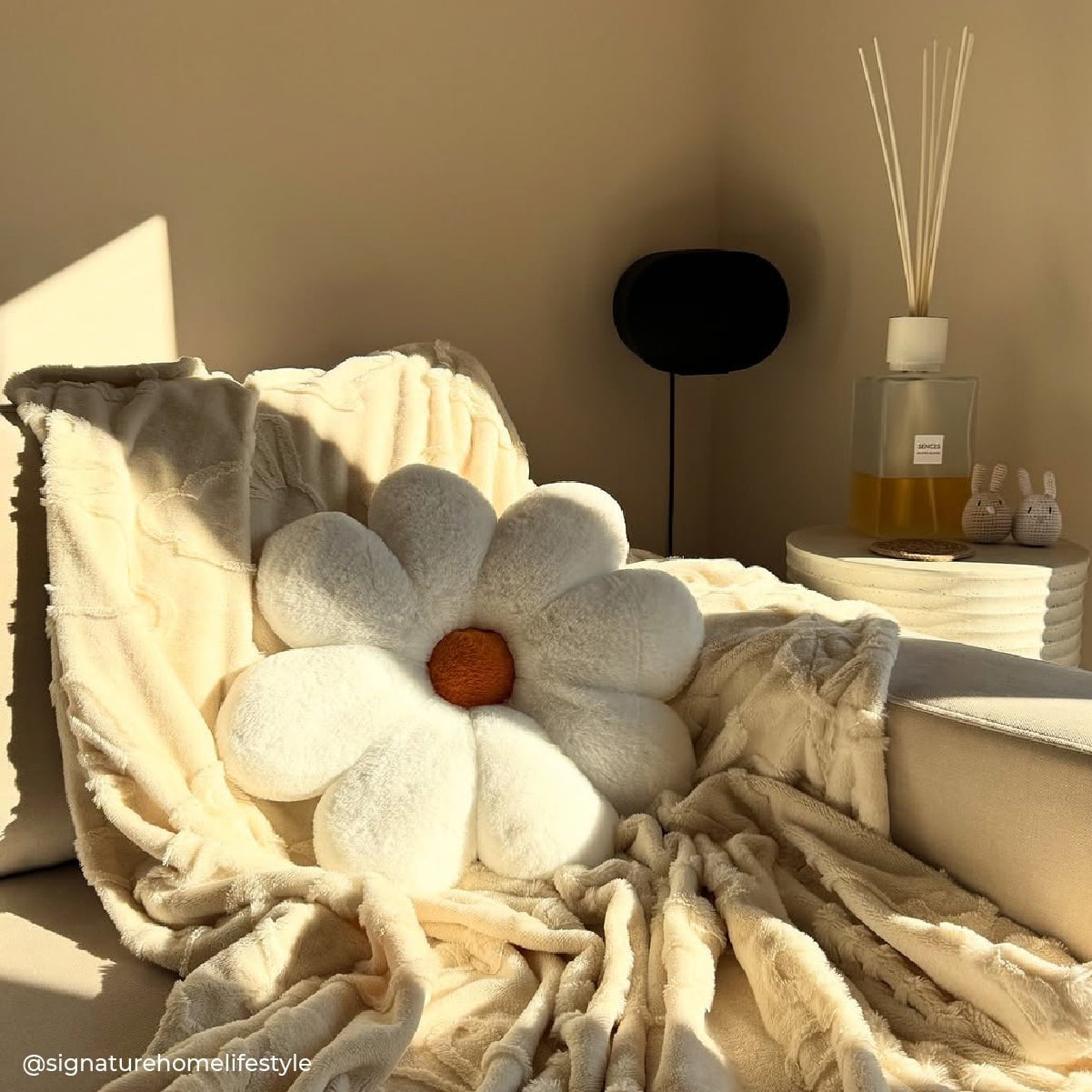 Flower Cushion - Yellow - DUSK