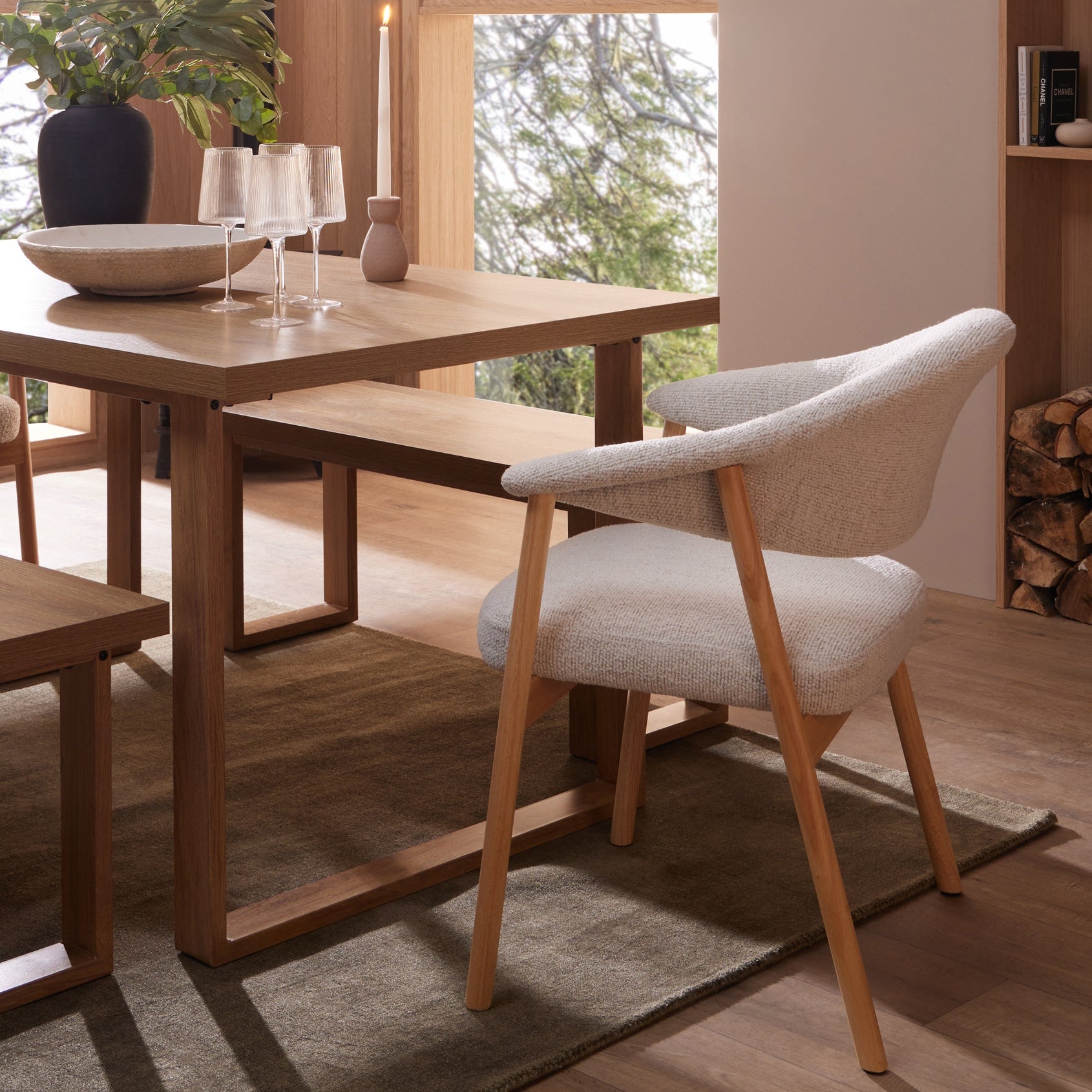 Frankie Dining Chair - Boucle Ivory/Light Wood - DUSK