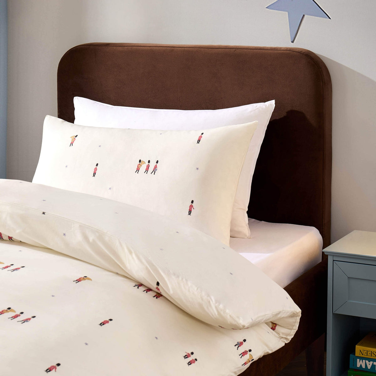 George 100% Cotton Patriotic Duvet Cover & Pillowcase set - White - DUSK