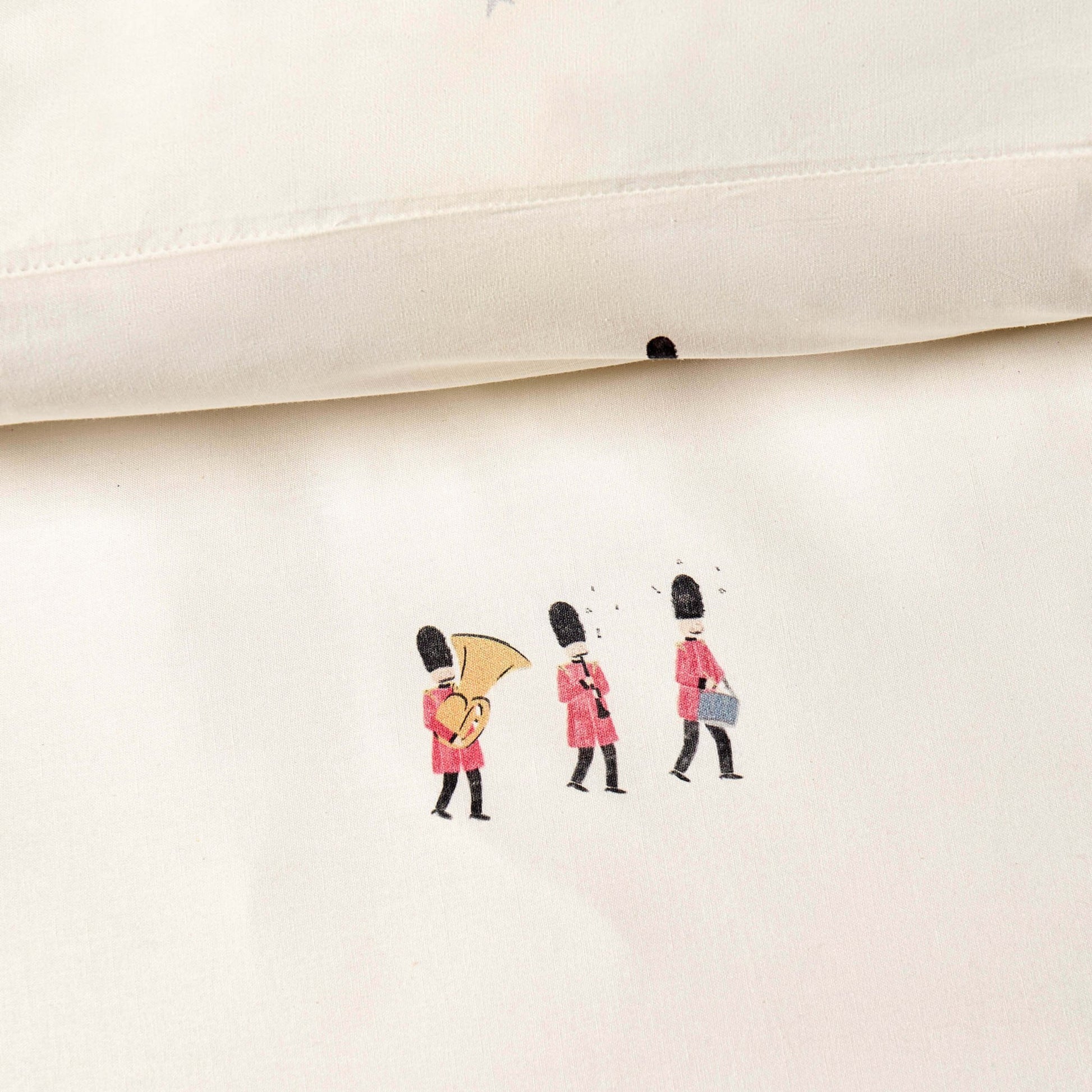 George 100% Cotton Patriotic Duvet Cover & Pillowcase set - White - DUSK