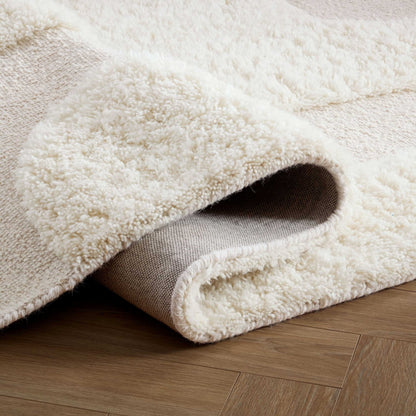 Gillain Hand Woven Tuft Wool Swirl Rug - Off White - DUSK