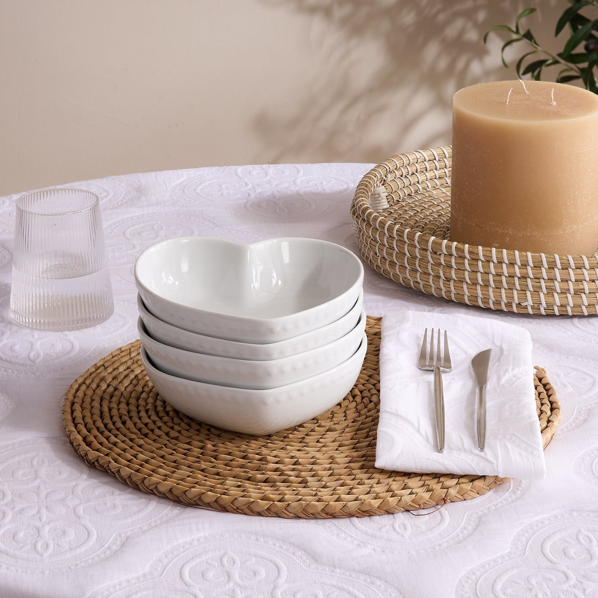 Heart Shaped Set of 4 Cereal Bowls - White - DUSK
