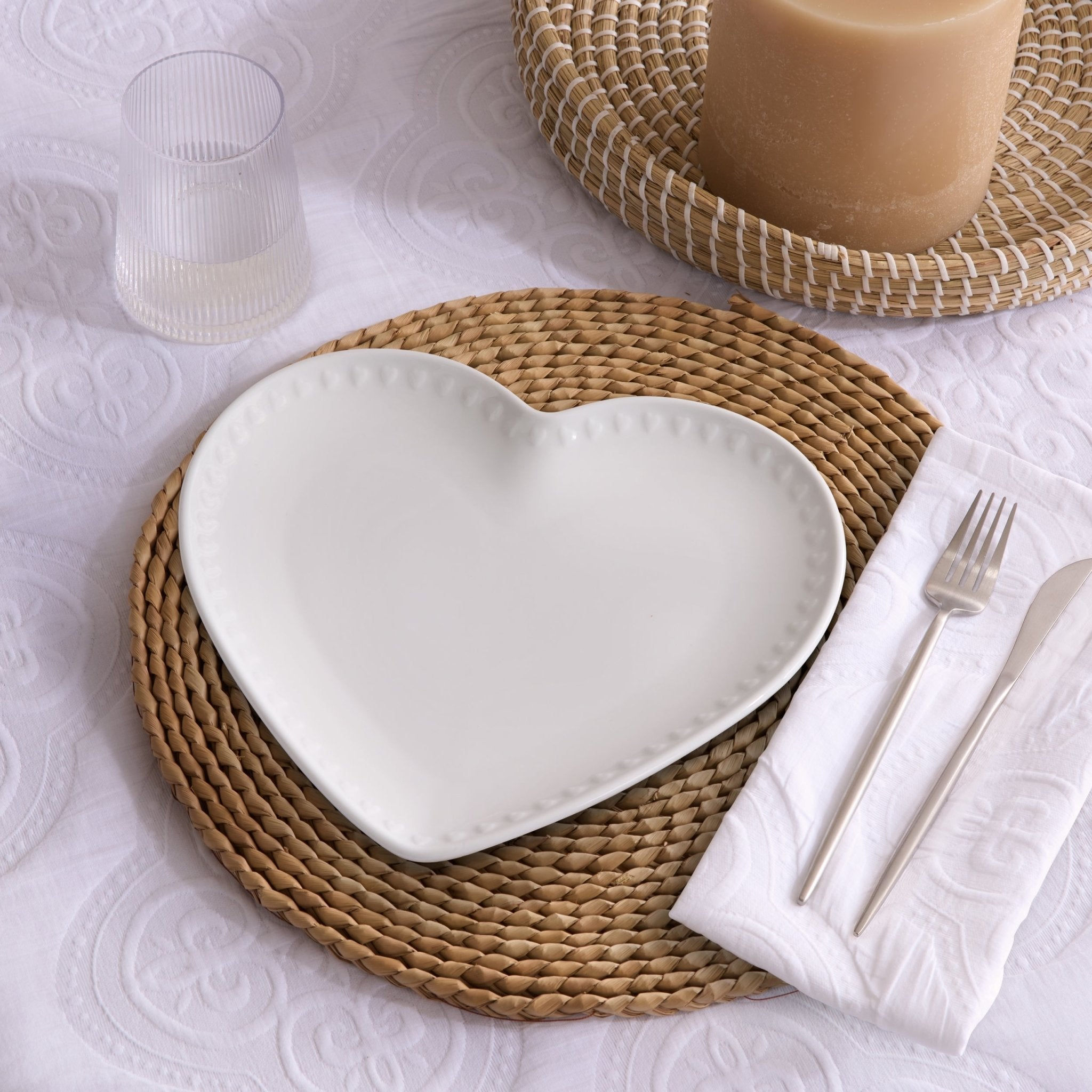 Heart Shaped Set of 4 Dinner Plates - White - DUSK