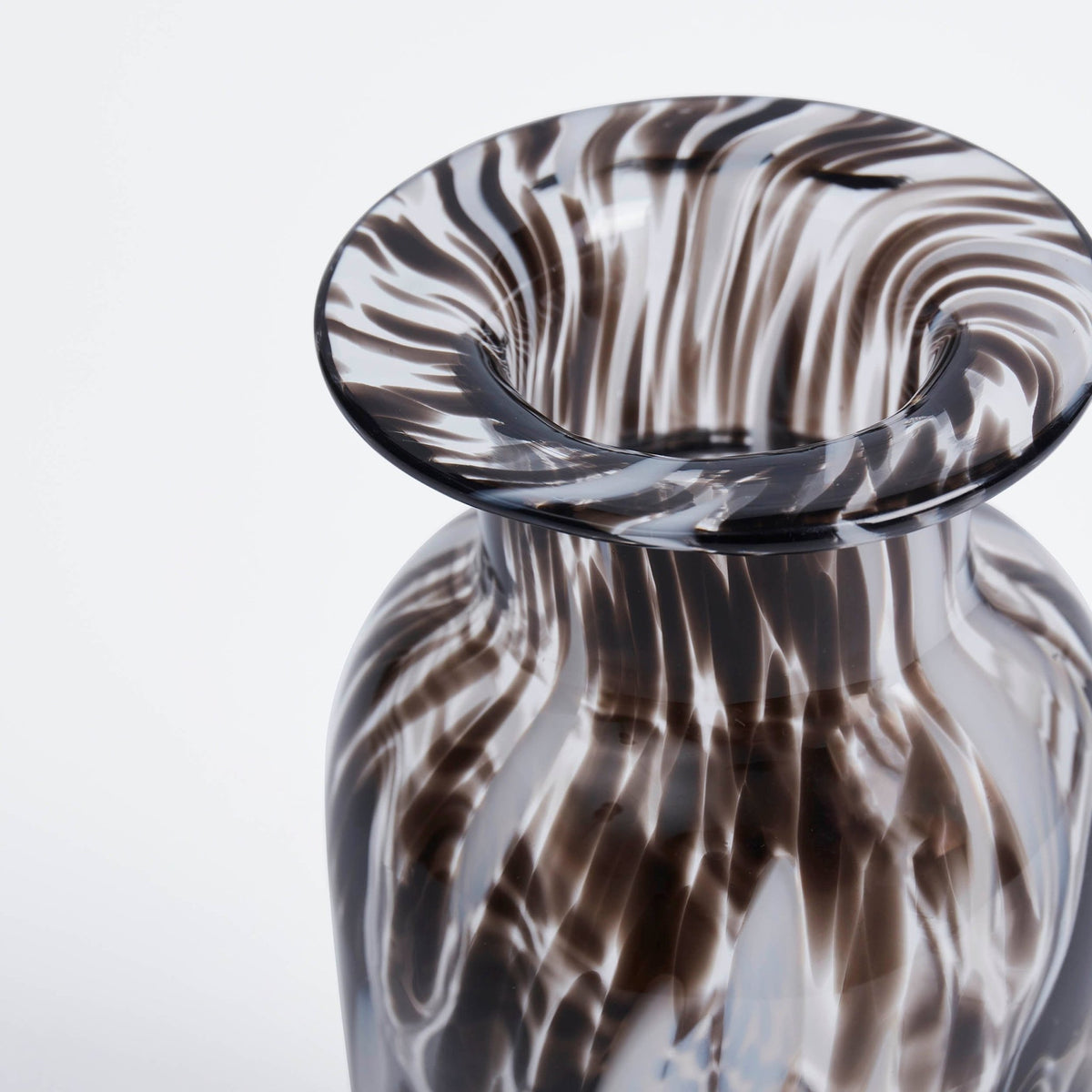 Jasmine Confetti Vase - Black/White - DUSK