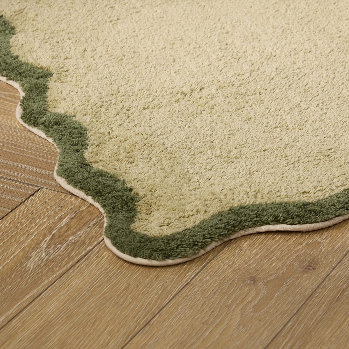 Kos Scalloped Bath Mat - Fern/Olive - DUSK