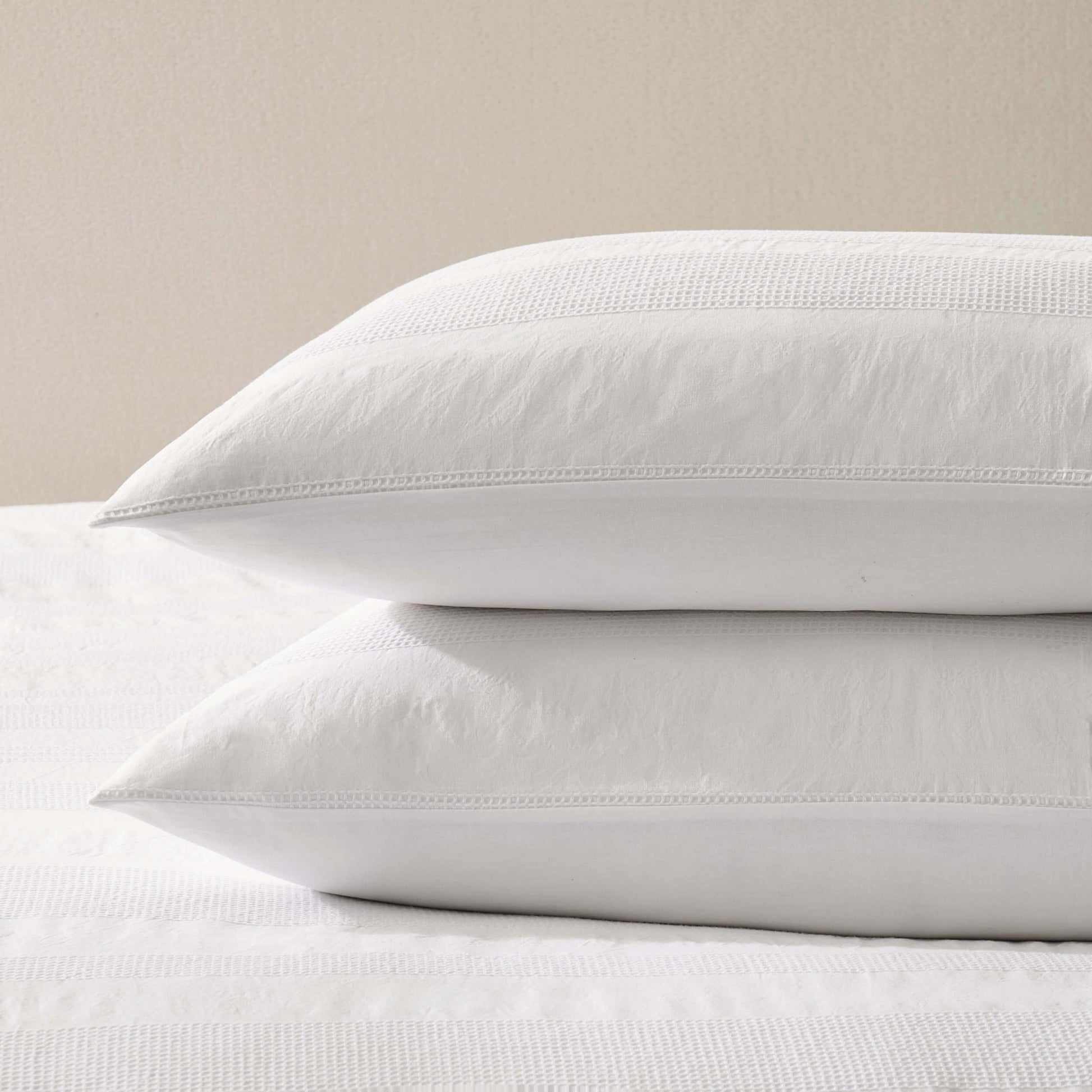 Logan 100% Cotton Waffle Stripe Duvet Cover & Pillowcase Set - White - DUSK