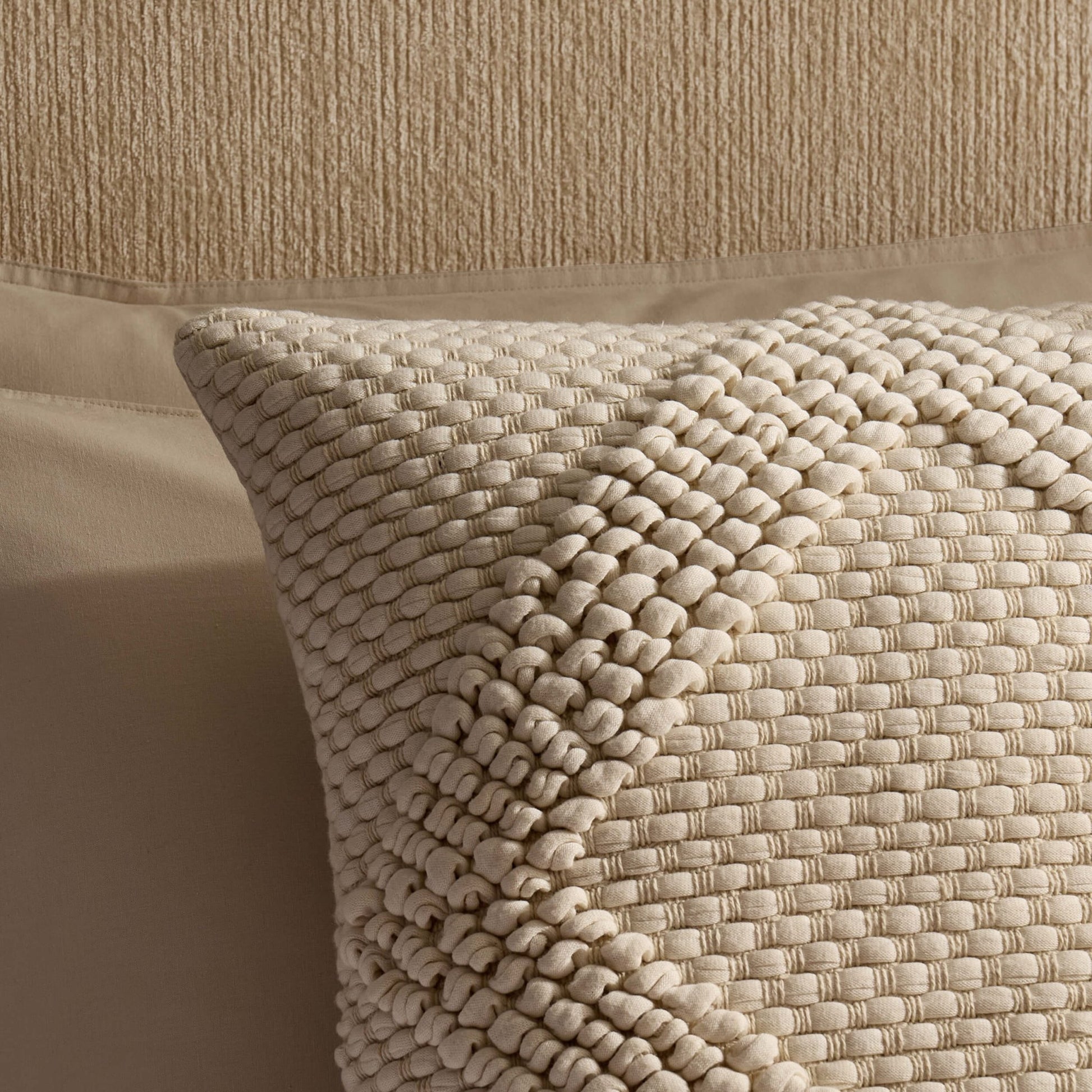 Loop Pattern Sofa Cushion Cover - Off White - DUSK