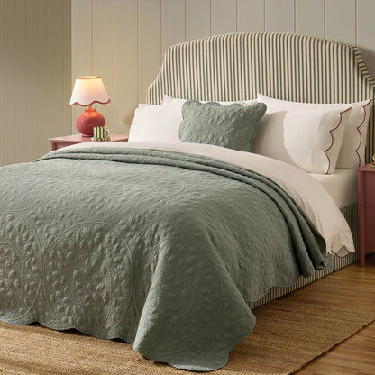 Lucerne Scallop Matelasse Bedspread - Forest Green - DUSK