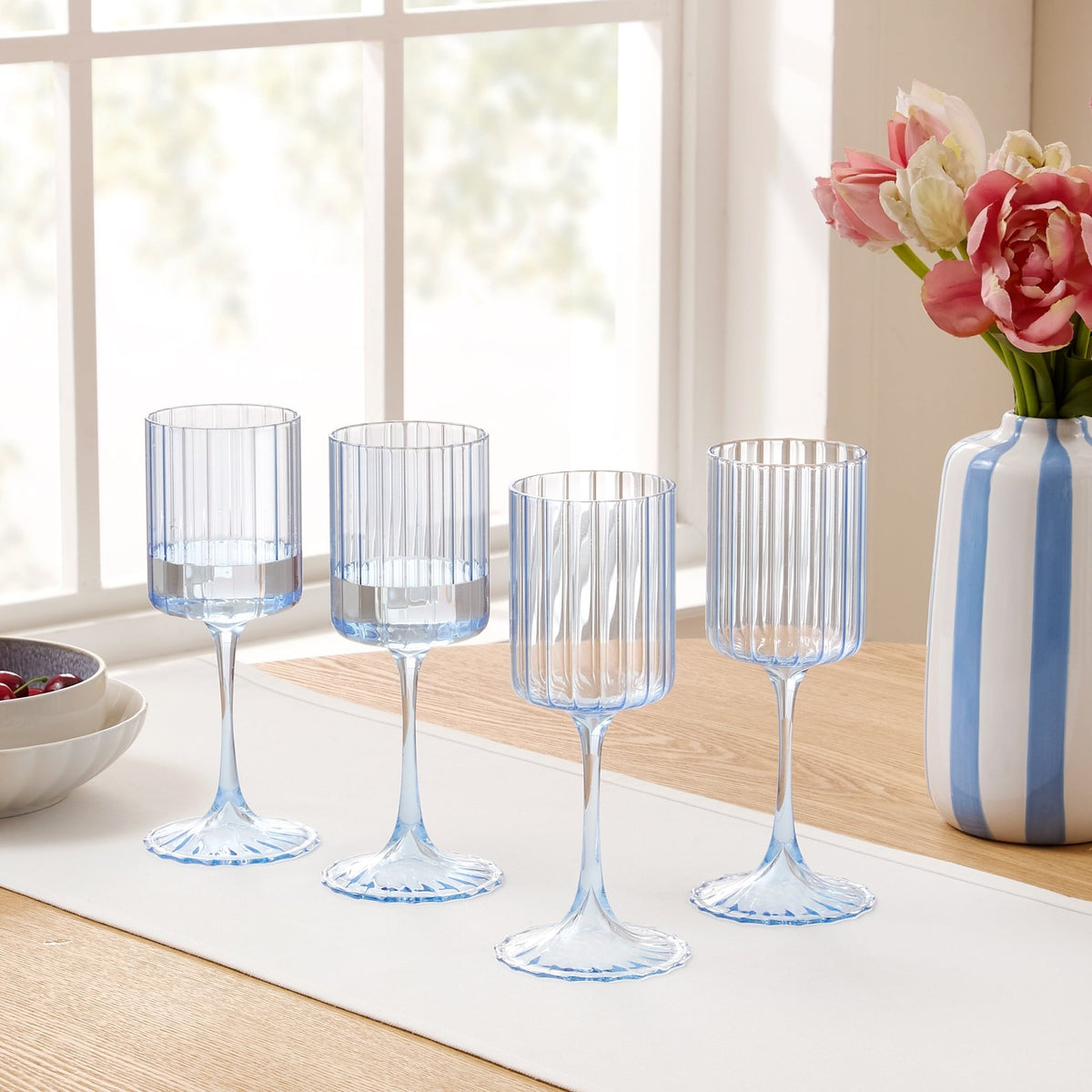 Lucinda Scalloped Edge Contrast Stem Wine Glasses - Set of 4 - Blue - DUSK