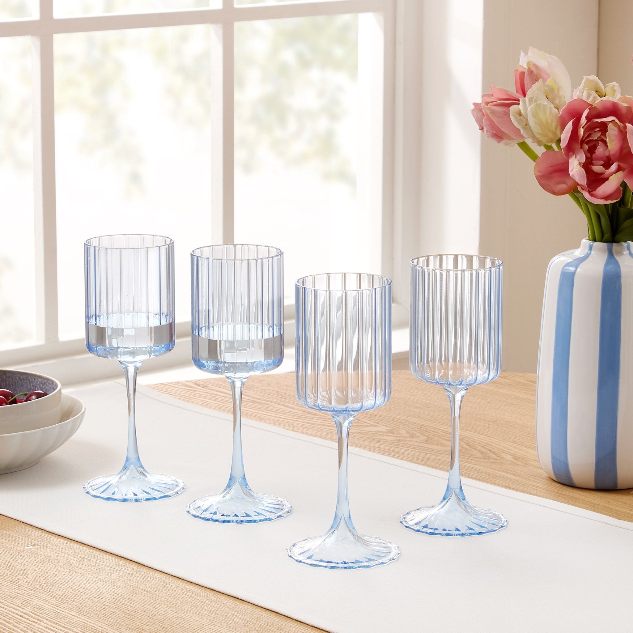 Lucinda Scalloped Edge Contrast Stem Wine Glasses - Set of 4 - Blue - DUSK