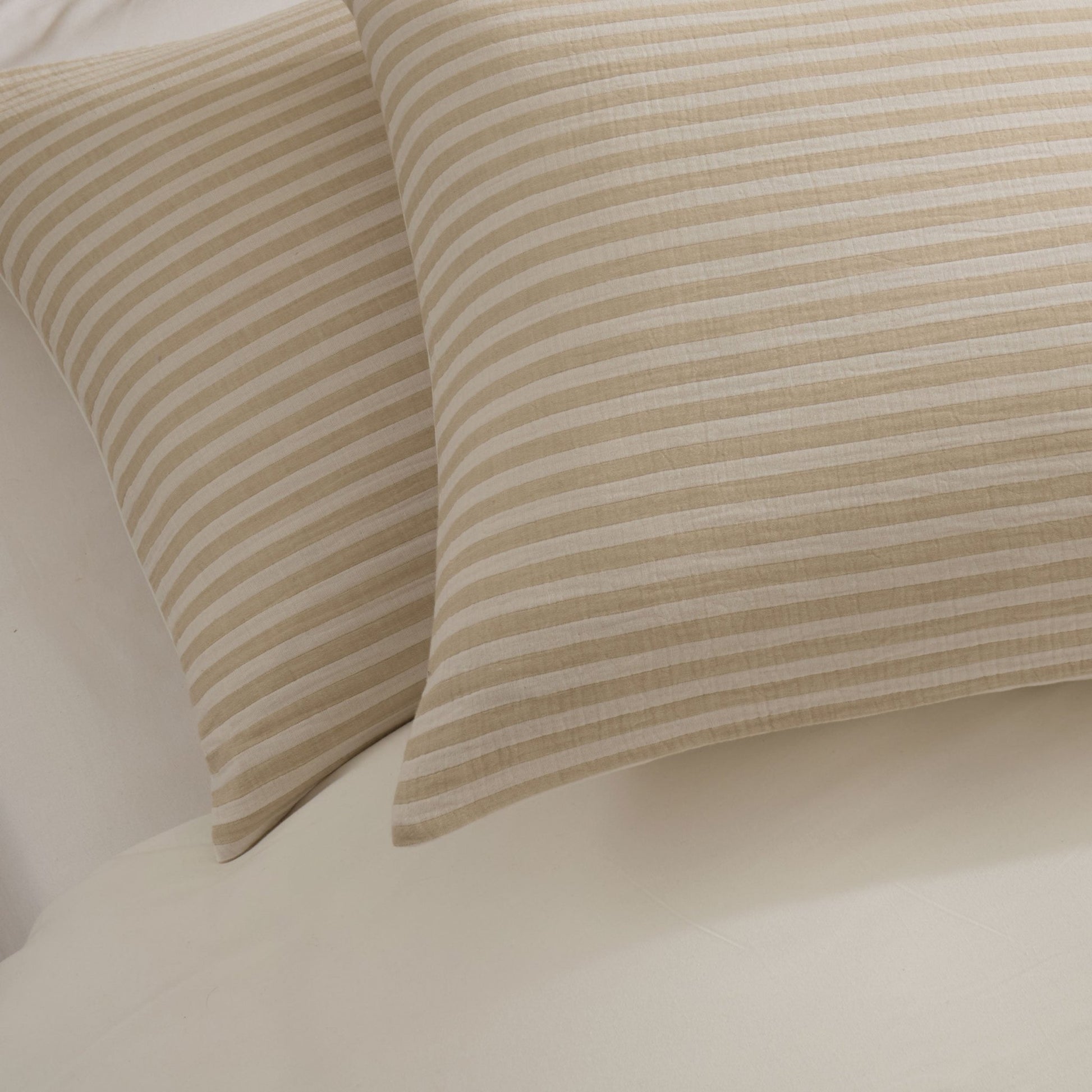 Miran Yarn Dyed Muslin Duvet Cover & Pillowcase Set - Natural/White - DUSK