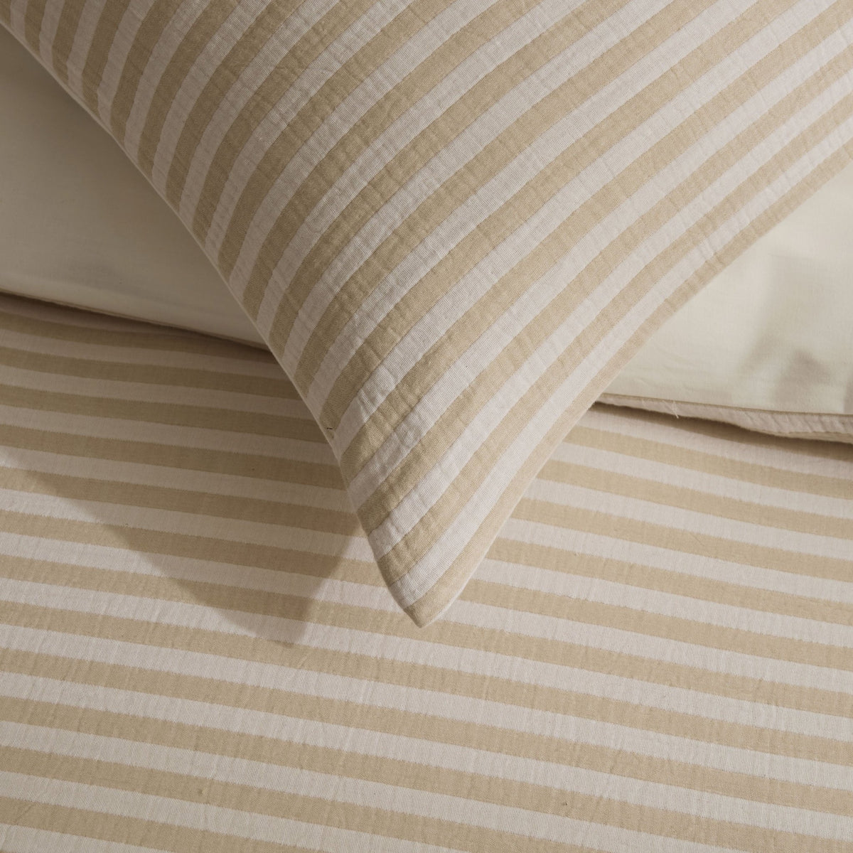 Miran Yarn Dyed Muslin Duvet Cover & Pillowcase Set - Natural/White - DUSK