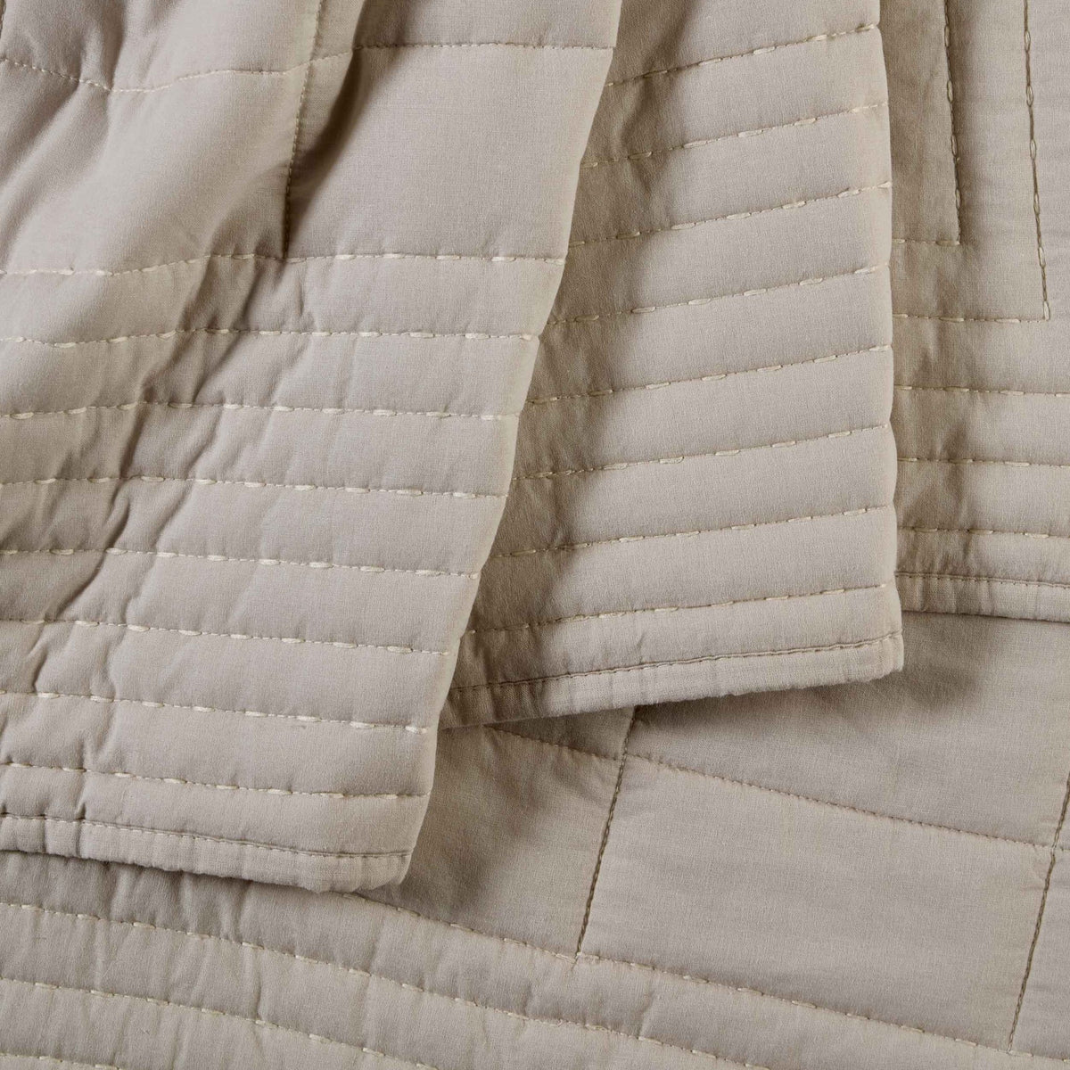 Oxford 100% Pure Cotton Quilted Bedspread - Champagne - DUSK