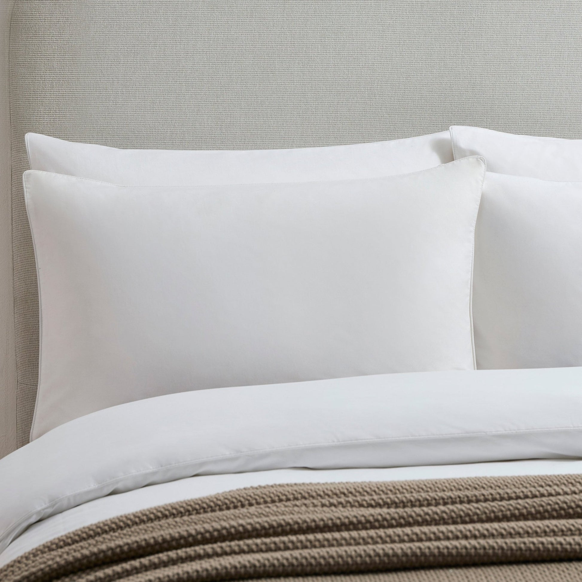 Pair of Cambridge Pillowcases - 200 Thread Count - Cotton - White - DUSK