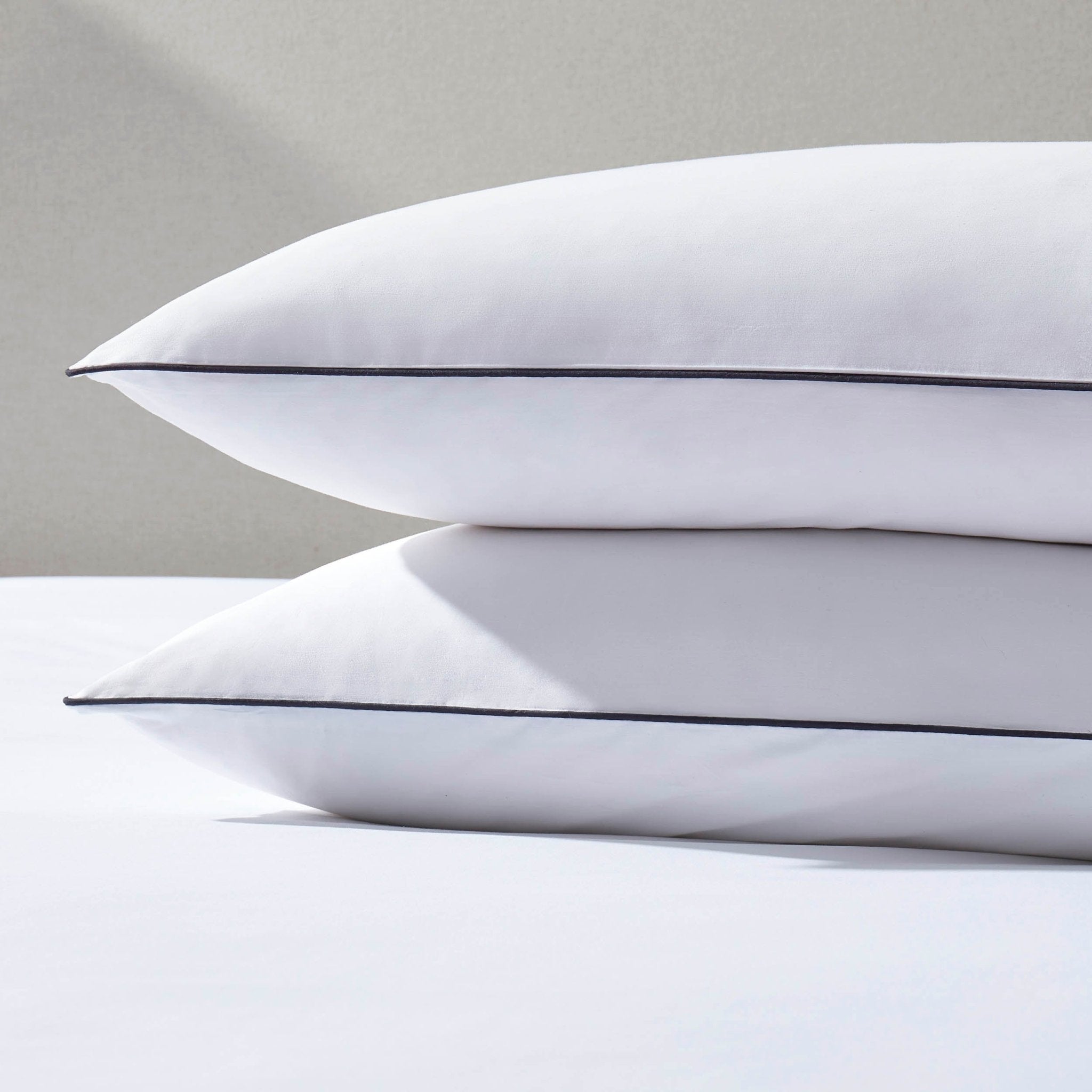 Pair of Cambridge Pillowcases - 200 Thread Count - Cotton - White/Black - DUSK