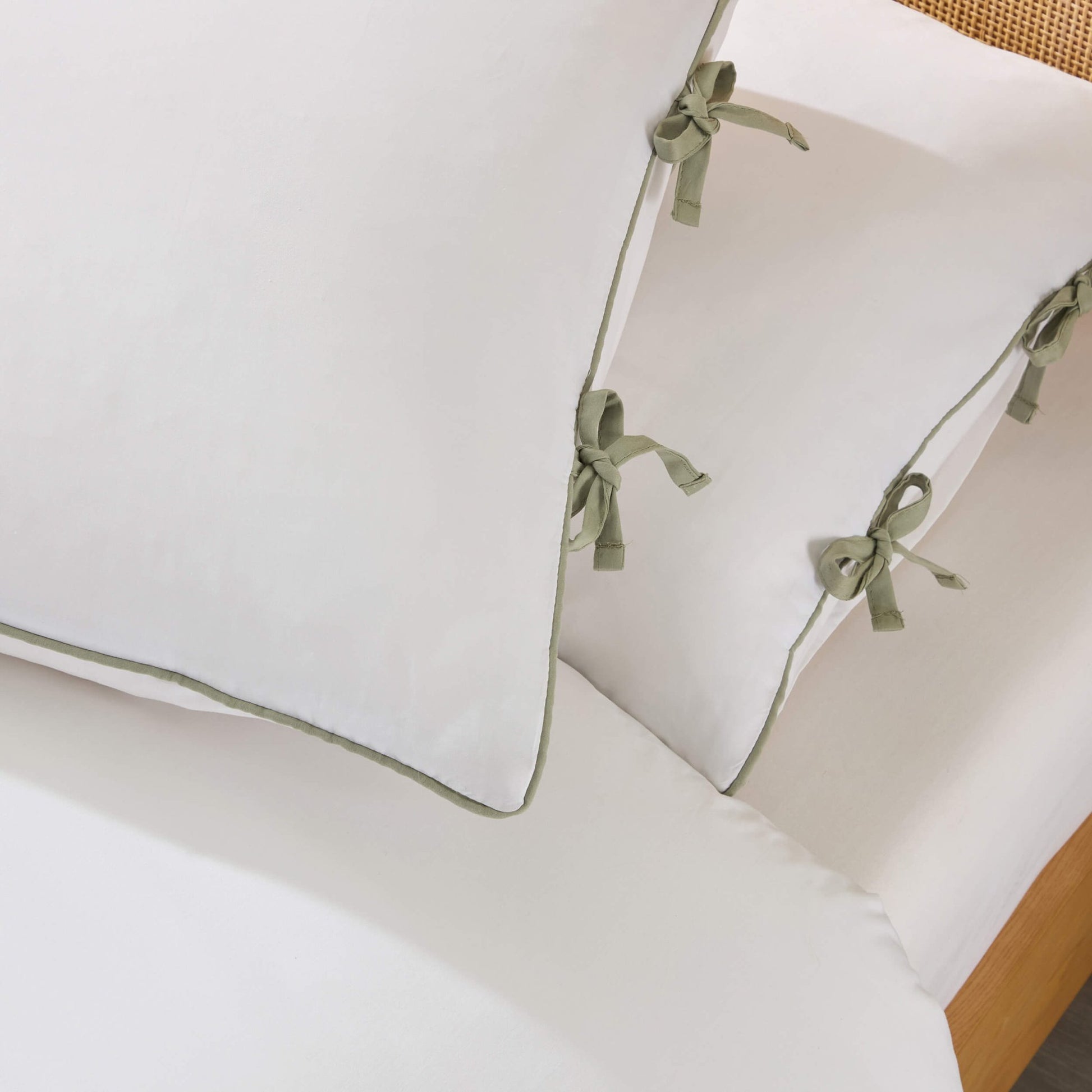 Pair of Cambridge Pillowcases with Bows - 200 Thread Count - Sage - DUSK